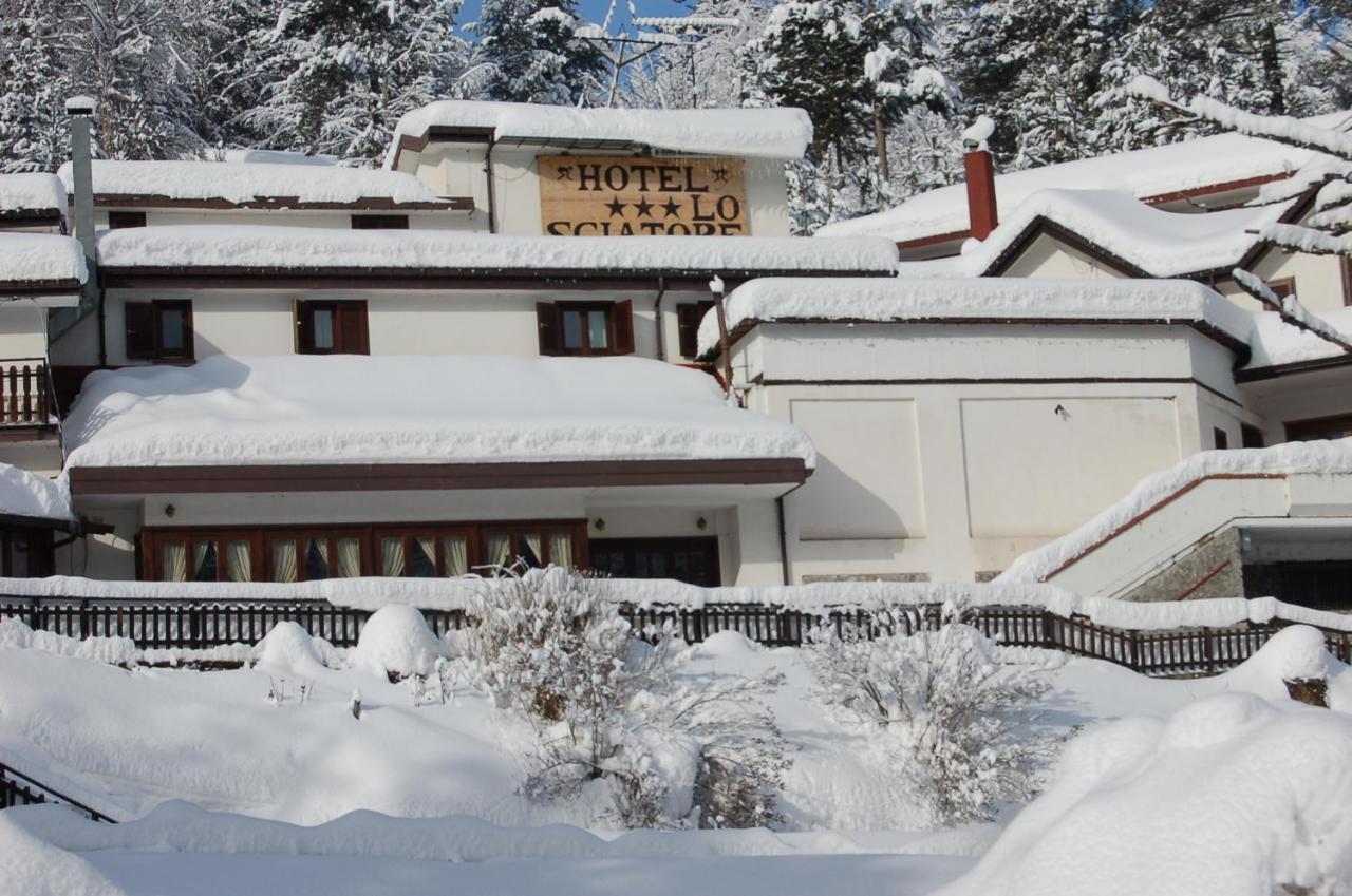 hotel lo sciatore Cotronei Exterior foto