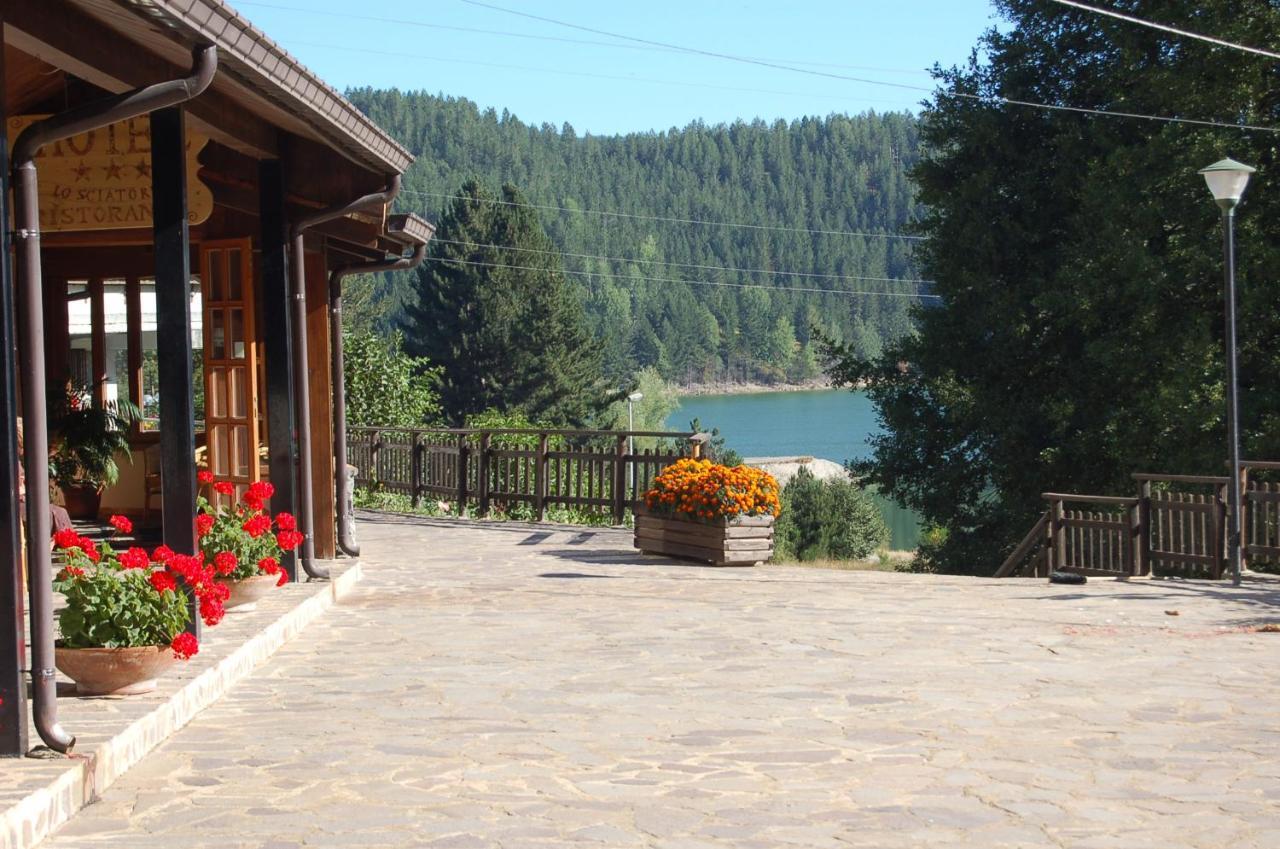 hotel lo sciatore Cotronei Exterior foto