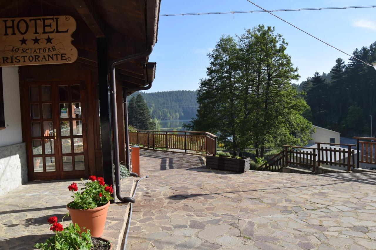 hotel lo sciatore Cotronei Exterior foto