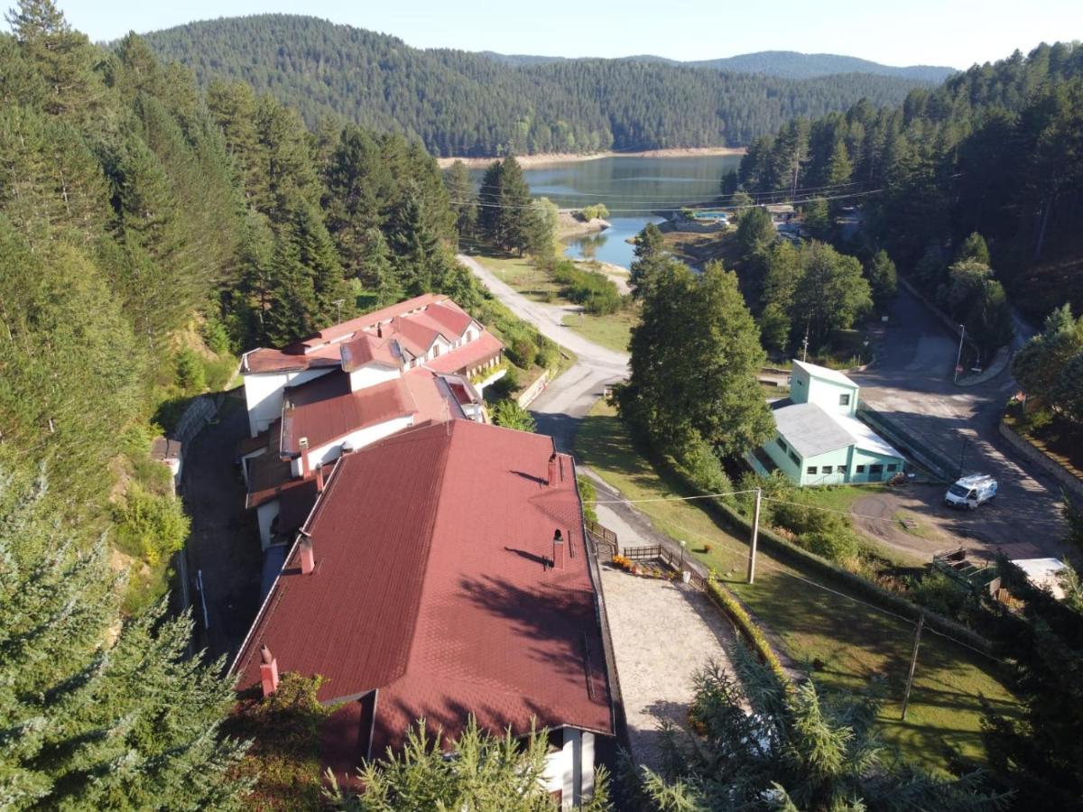 hotel lo sciatore Cotronei Exterior foto